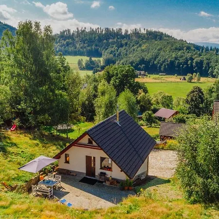 Trzcinsko Karkonosze Vila *